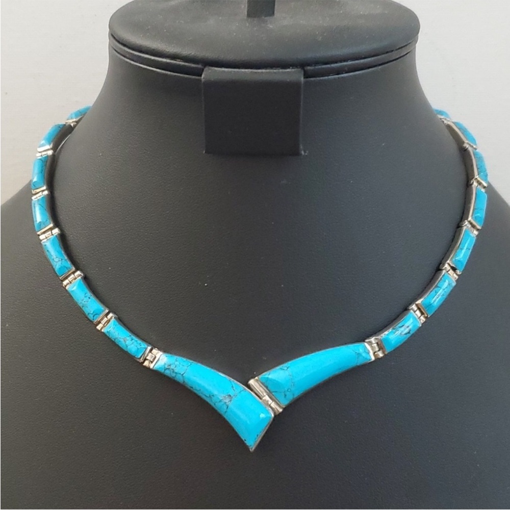 950 Sterling Silver 925 Turquoise Cleopatra V Necklace